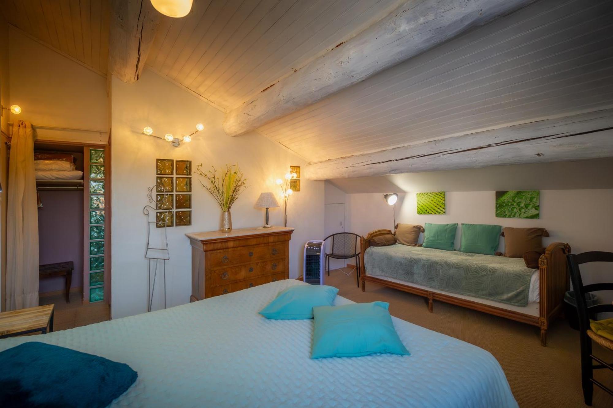 Logis Auberge De Tavel Eksteriør billede